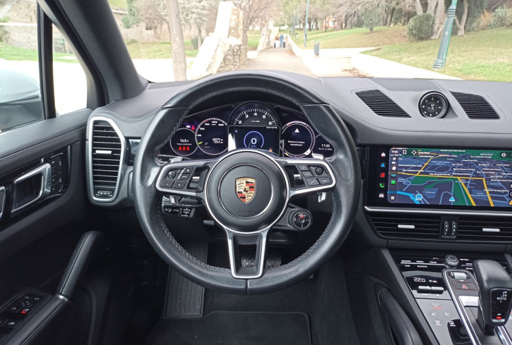 Porsche Cayenne 3.0L V6 HYBRIDE - PLATINIUM ED. - GTIE PORSCHE APPROVED 04/2027