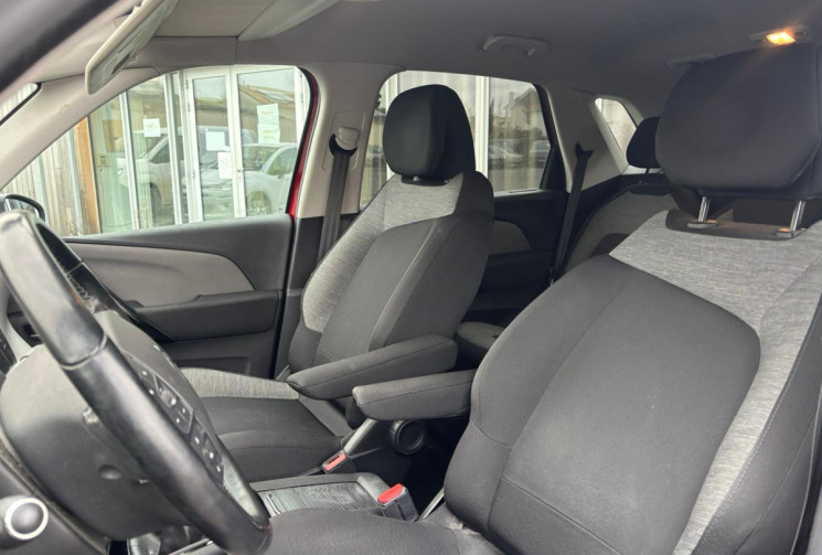 Citroën C4 SpaceTourer 1.5 BLUEHDI 130 FEEL / CARPLAY / CAMERA RECUL / GARANTIE 12 MOIS 