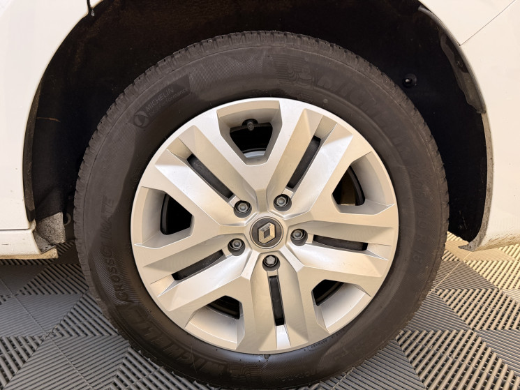 Renault Kangoo 1.3 TCE 16V EDC7 S&S 130 / TECHNO 