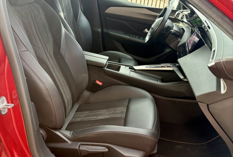 Peugeot 308 GT PACK 225cv / Super état / Révisée / Hybride rechargeable / 225 hybrid