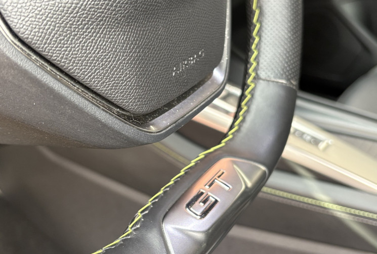 Peugeot 308 GT PACK 225cv / Super état / Révisée / Hybride rechargeable / 225 hybrid