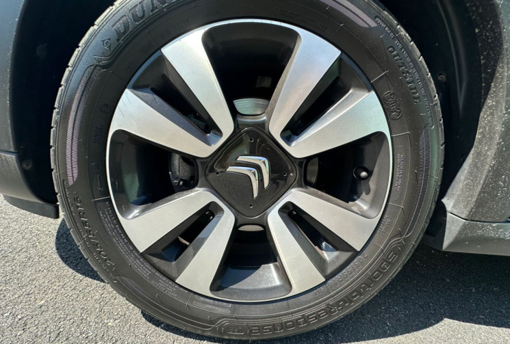 Citroën C3  1.2 PureTech 110ch S&S Shine // Carnet d'entretien // Boite manuelle