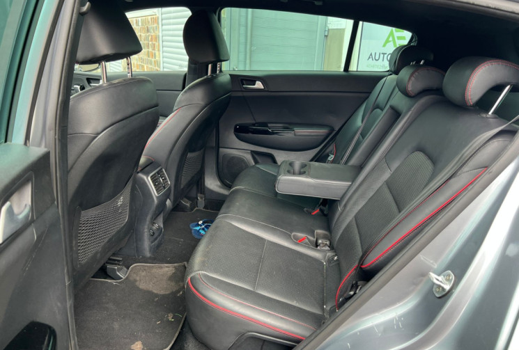 Kia Sportage  IV Phase 2 1.6 CRDi 136 cv GT-LINE