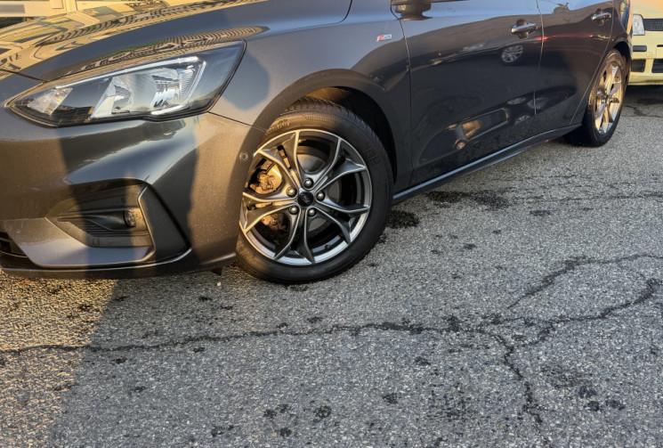 Ford Focus 1.0 EcoBoost 125 ST Line