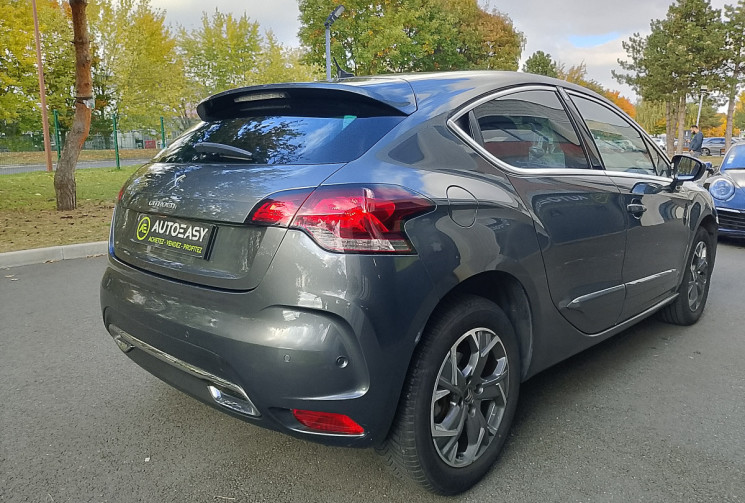 Citroën DS4  1.6 HDI 115 SO CHIC