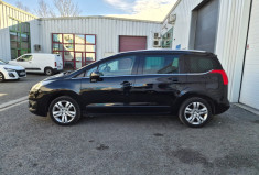 Peugeot 5008 I PHASE 2 1.6 HDi 115CV ALLURE * TOIT PANORAMIQUE * ATTELAGE * 7 PLACES * FULL OPTIONS