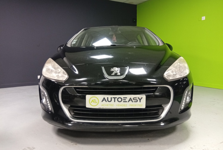 Peugeot 308 1.6 l  112 cv PREMIUM (Toit panoramique)