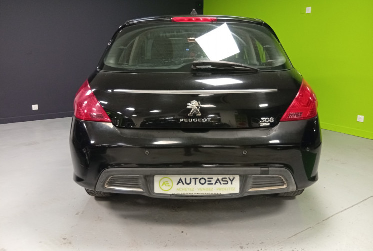 Peugeot 308 1.6 l  112 cv PREMIUM (Toit panoramique)