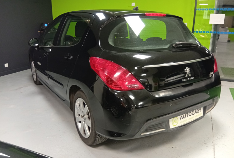 Peugeot 308 1.6 l  112 cv PREMIUM (Toit panoramique)