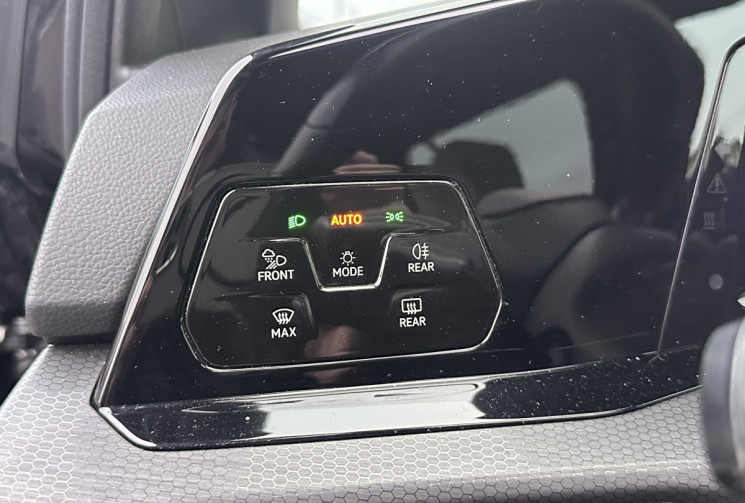 Volkswagen Golf VIII GTD 2.0 TDi BMT DSG7 200 cv Boîte auto