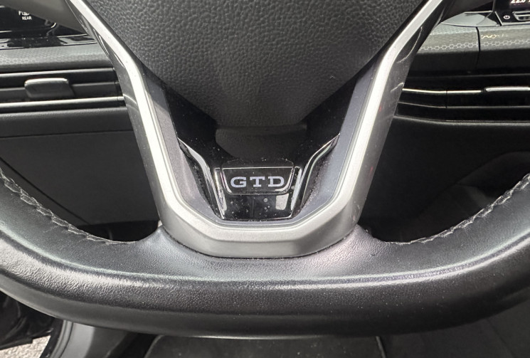 Volkswagen Golf VIII GTD 2.0 TDi BMT DSG7 200 cv Boîte auto