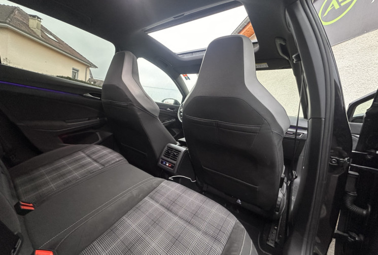 Volkswagen Golf VIII GTD 2.0 TDi BMT DSG7 200 cv Boîte auto