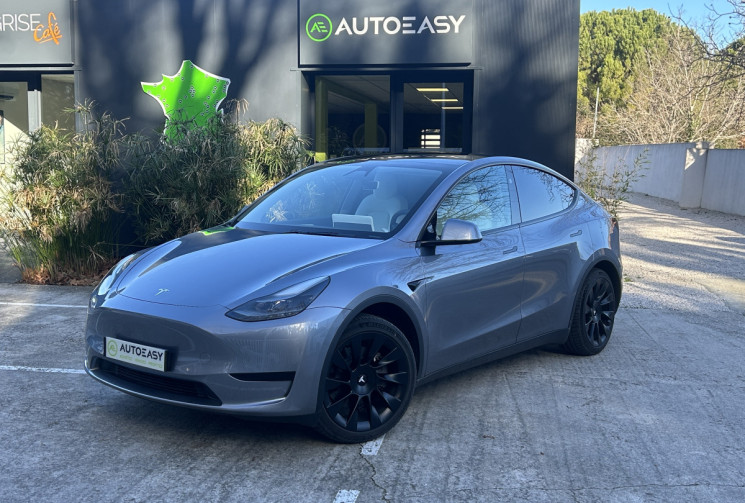 Tesla Model Y Standard 299 Propulsion 1°main / Sièges chauffants / Coffre électrique / GPS