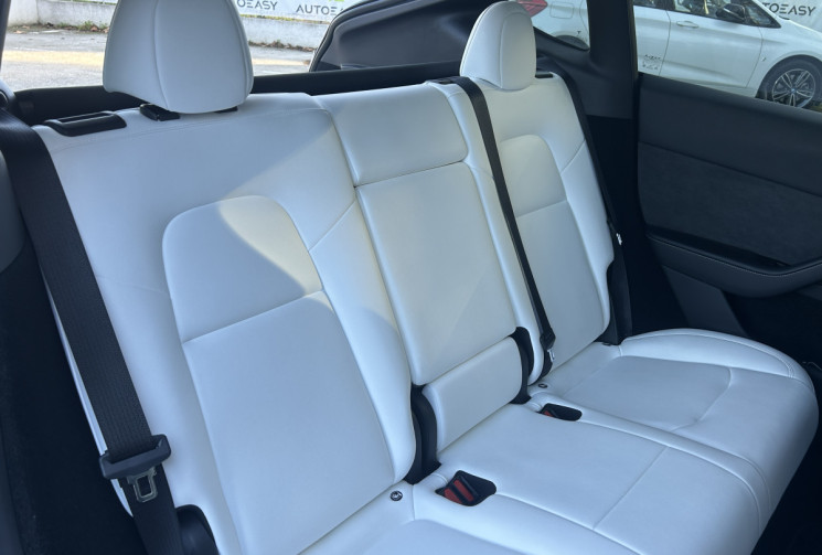 Tesla Model Y Standard 299 Propulsion 1°main / Sièges chauffants / Coffre électrique / GPS