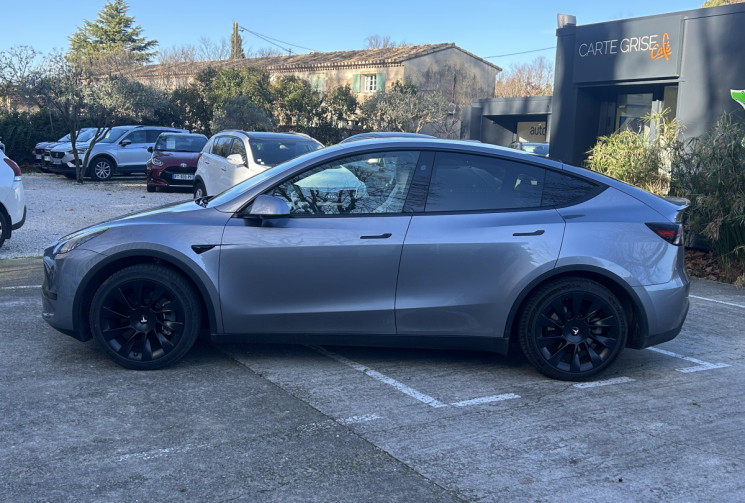 Tesla Model Y Standard 299 Propulsion 1°main / Sièges chauffants / Coffre électrique / GPS