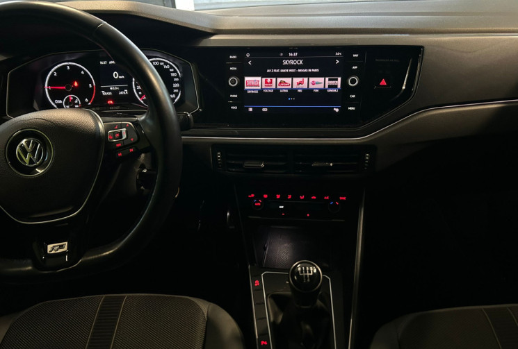 Volkswagen Polo  VI 1.6 TDI 95CH R-LINE