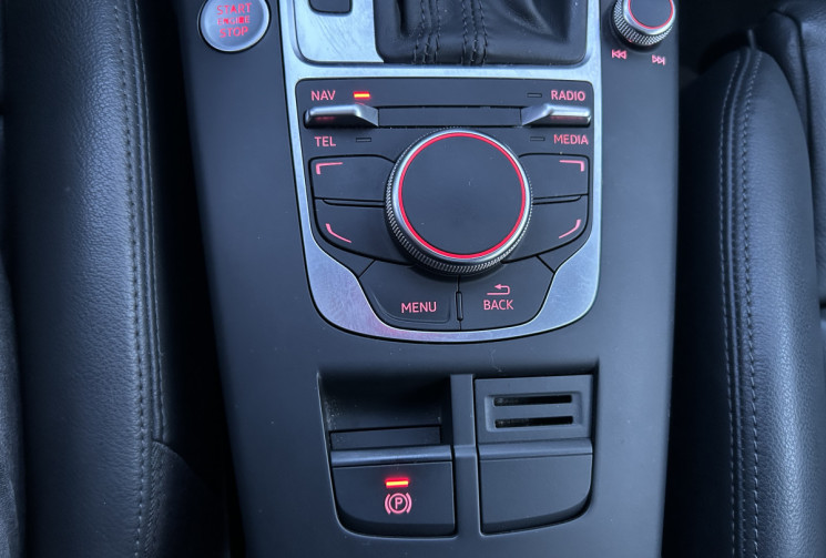 Audi A3 SPORTBACK (III) 1.8 TFSI 180 Ch AMBITION LUXE S TRONIC 7 * TOIT OUVRANT * CAMERA