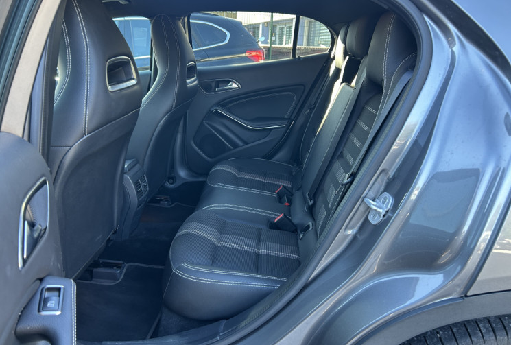 Mercedes GLA (2) 180 FASCINATION 122 Ch 7G-DCT * ORIGINE FRANCE * 1ER MAIN