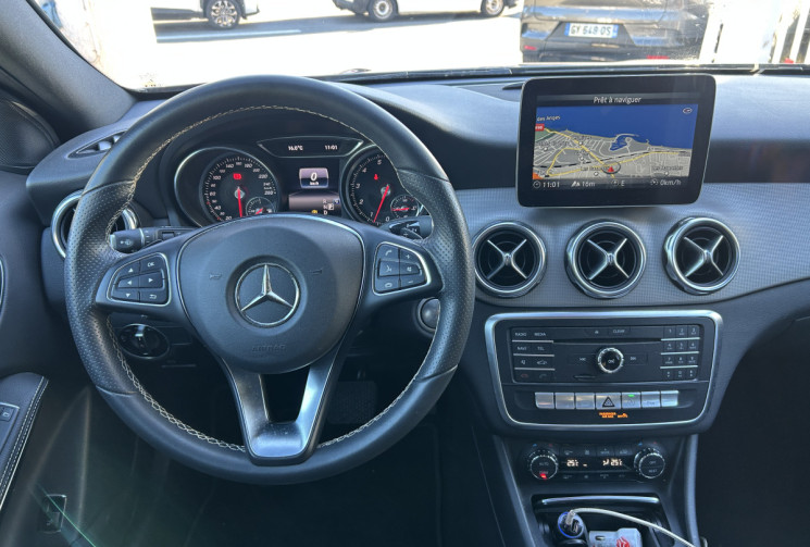 Mercedes GLA (2) 180 FASCINATION 122 Ch 7G-DCT * ORIGINE FRANCE * 1ER MAIN