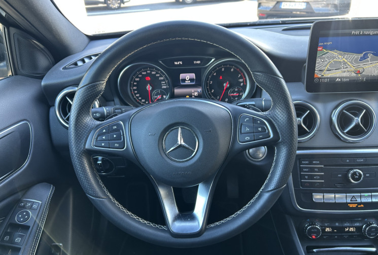 Mercedes GLA (2) 180 FASCINATION 122 Ch 7G-DCT * ORIGINE FRANCE * 1ER MAIN