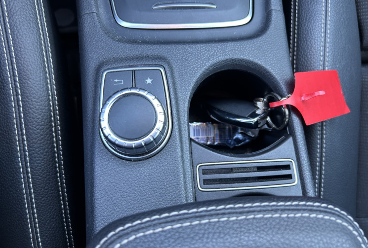 Mercedes GLA (2) 180 FASCINATION 122 Ch 7G-DCT * ORIGINE FRANCE * 1ER MAIN