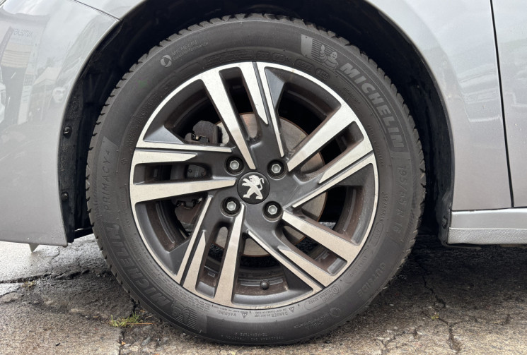 Peugeot 208 1.2 THP 100 ACTIVE PACK