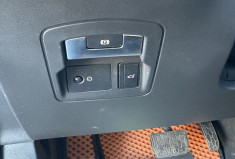 Land-Rover Range Rover Velar 2.0 D 240 R-Dynamic /Toit ouvrant panoramique/Carplay