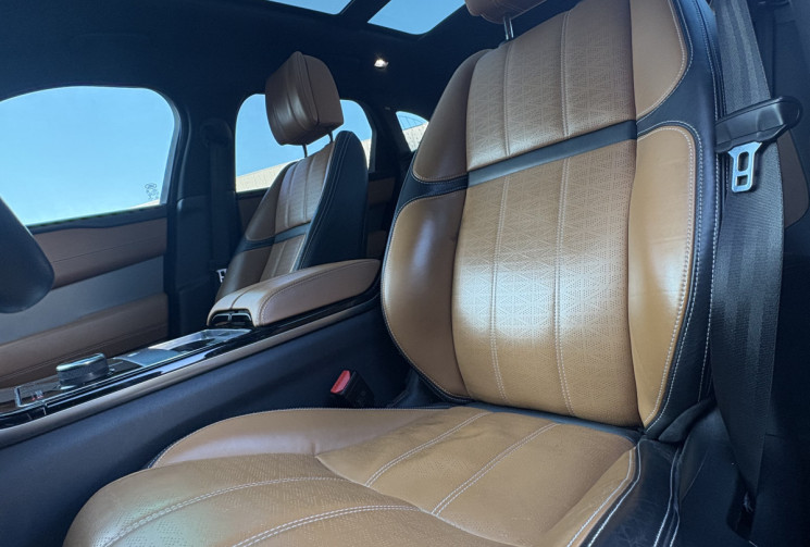 Land-Rover Range Rover Velar 2.0 D 240 R-Dynamic /Toit ouvrant panoramique/Carplay