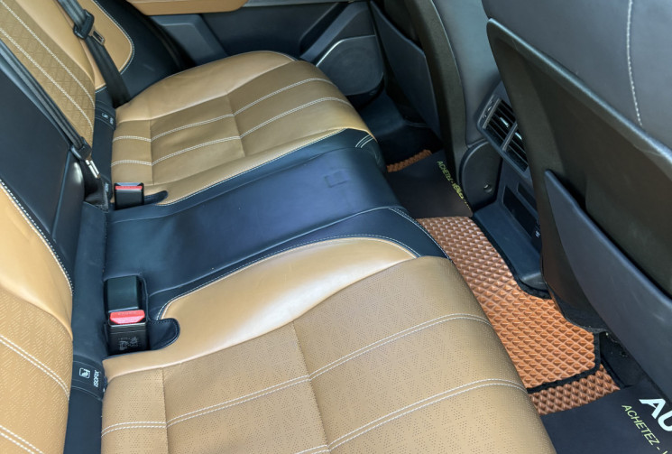 Land-Rover Range Rover Velar 2.0 D 240 R-Dynamic /Toit ouvrant panoramique/Carplay