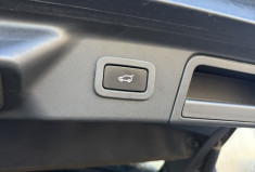 Land-Rover Range Rover Velar 2.0 D 240 R-Dynamic /Toit ouvrant panoramique/Carplay