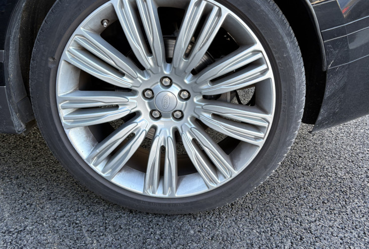 Land-Rover Range Rover Velar 2.0 D 240 R-Dynamic /Toit ouvrant panoramique/Carplay