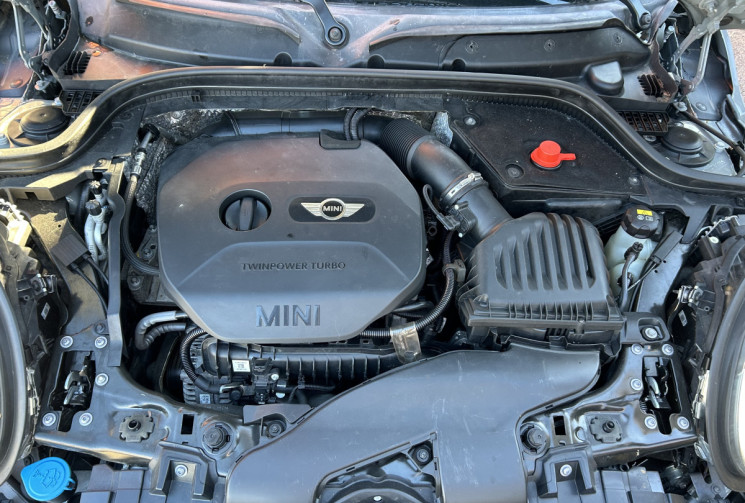 Mini Mini F56 COOPER 136ch / TOIT OUVRANT / CAMERA / HARMAN KARDON