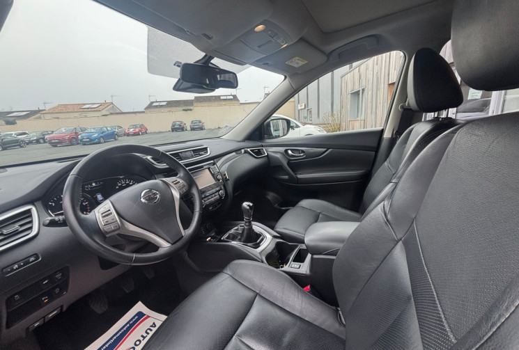Nissan X-Trail 1.6 DCI 130 TEKNA / TOIT OUVRANT PANORAMIQUE  / SIEGES CHAUFFANTS / GARANTIE 12 MOIS