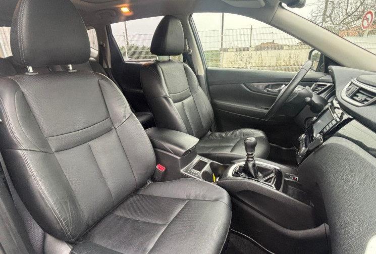 Nissan X-Trail 1.6 DCI 130 TEKNA / TOIT OUVRANT PANORAMIQUE  / SIEGES CHAUFFANTS / GARANTIE 12 MOIS