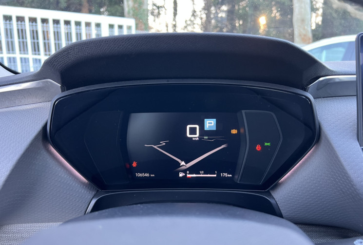 Citroën C5 X 1.6 THP 180 EAT8 Shine Pack / Moteur à Chaine / Toit Ouvrant / Carplay / 2ème Main