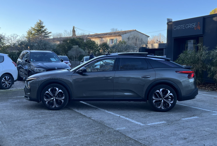 Citroën C5 X 1.6 THP 180 EAT8 Shine Pack / Moteur à Chaine / Toit Ouvrant / Carplay / 2ème Main