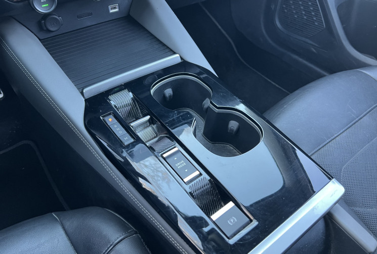 Citroën C5 X 1.6 THP 180 EAT8 Shine Pack / Moteur à Chaine / Toit Ouvrant / Carplay / 2ème Main