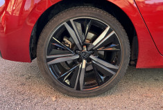 Peugeot 308 GT PACK 225cv / Super état / Révisée / Hybride rechargeable 