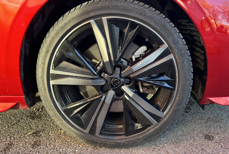 Peugeot 308 GT PACK 225cv / Super état / Révisée / Hybride rechargeable / 225 hybrid