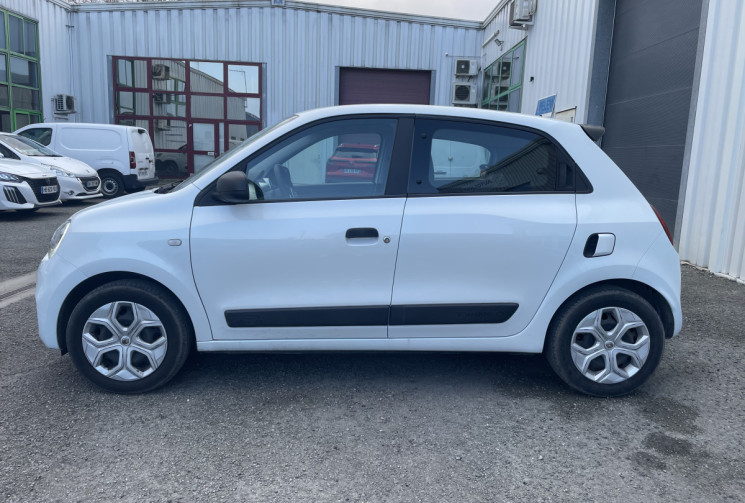 Renault Twingo 1.0 SCe 65ch Team Rugby * 1 ERE MAIN * ENTRETIEN FULL RENAULT * FAIBLE KM *          