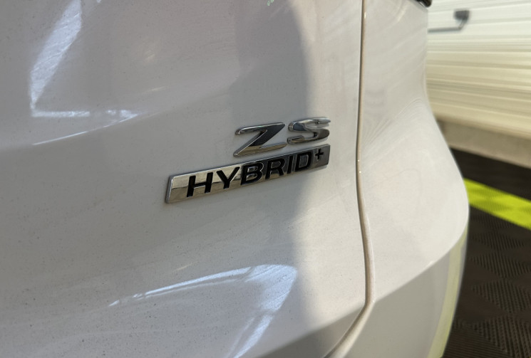 MG ZS Hybrid+ 197 ch LUXURY Garantie constructeur 7 ans ou 150 000 km