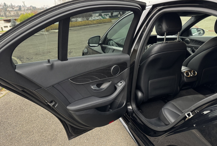 Mercedes Classe C 180 CDi 9G-TRONIC AMG LINE (SUIVI MERCEDES)