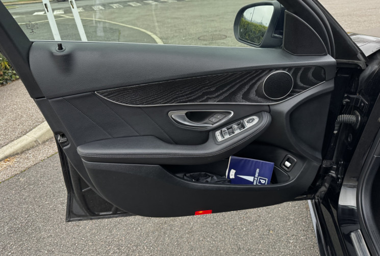 Mercedes Classe C 180 CDi 9G-TRONIC AMG LINE (SUIVI MERCEDES)