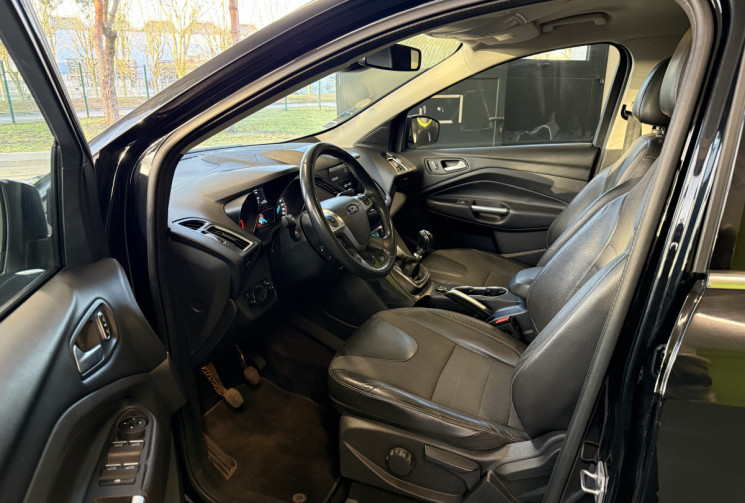 Ford Kuga 2.0 TDCI 120 S&S 4X2 TITANIUM