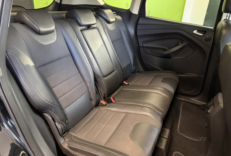 Ford Kuga 2.0 TDCI 120 S&S 4X2 TITANIUM