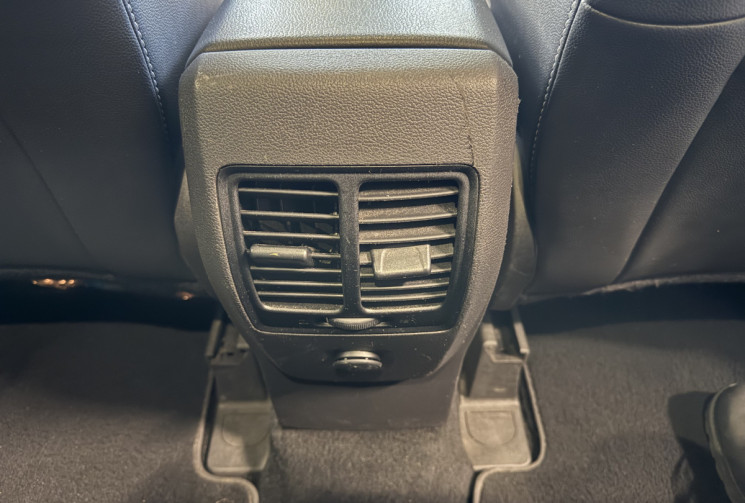 Ford Kuga 2.0 TDCI 120 S&S 4X2 TITANIUM