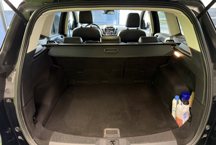 Ford Kuga 2.0 TDCI 120 S&S 4X2 TITANIUM