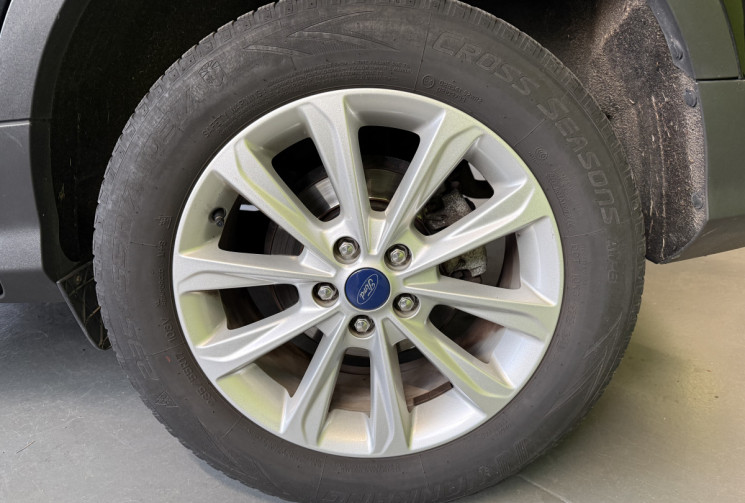 Ford Kuga 2.0 TDCI 120 S&S 4X2 TITANIUM