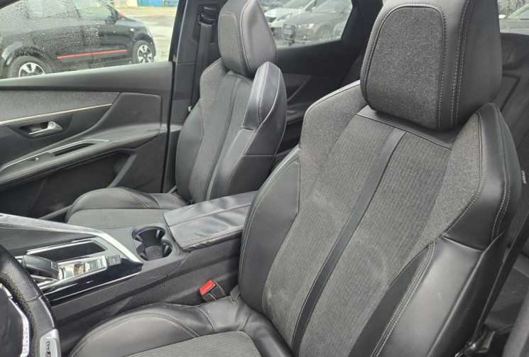 Peugeot 3008 II 1.6 BlueHDi EAT6 S&S 120 cv gt line * DISTRIBUTION NEUVE * CARPLAY * TOIT OUVRANT*  