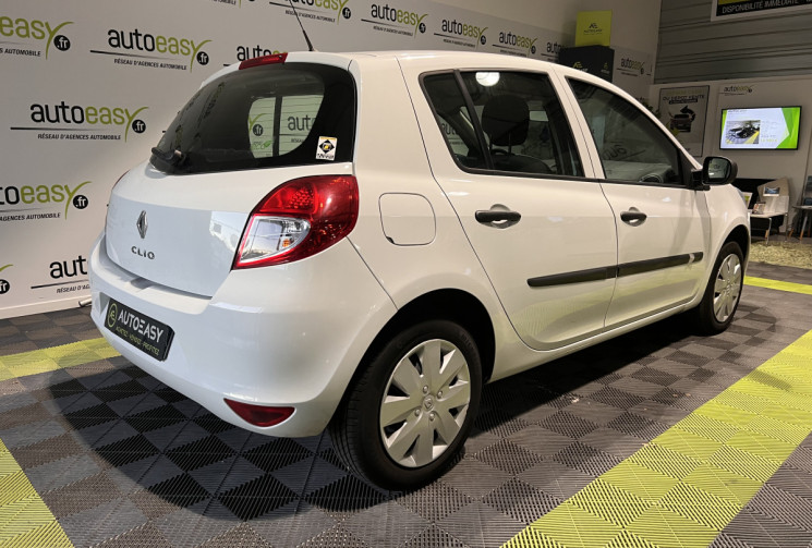 Renault Clio 1.2 16 V 75 CH / FAIBLE KILOMETRAGE / SANS CLIM